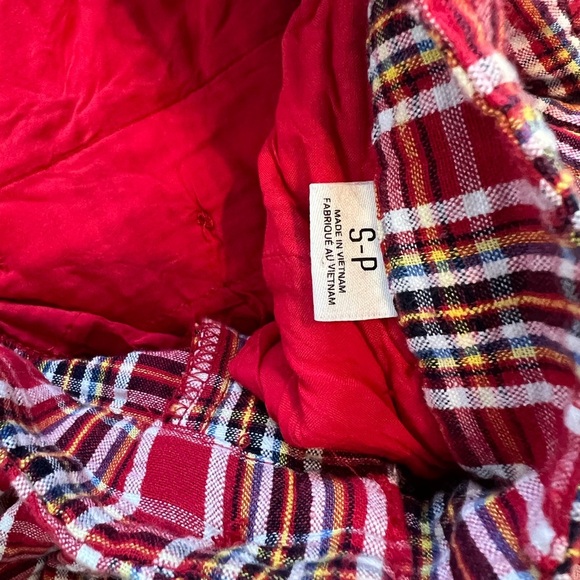 Urban Outfitters Women’s Plaid Boxer Shorts - Picture 3 of 3